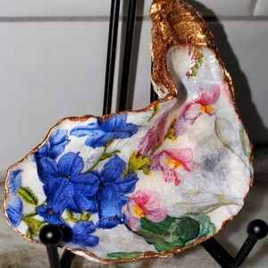 Natural Oyster Trinket Dish/Ornament ⚜️💕⚜️